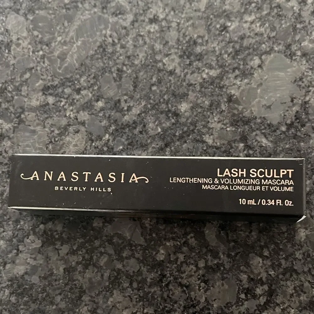 Anastasia Beverly Hills Lash Sculpt Lengthening & Volumizing Mascara
